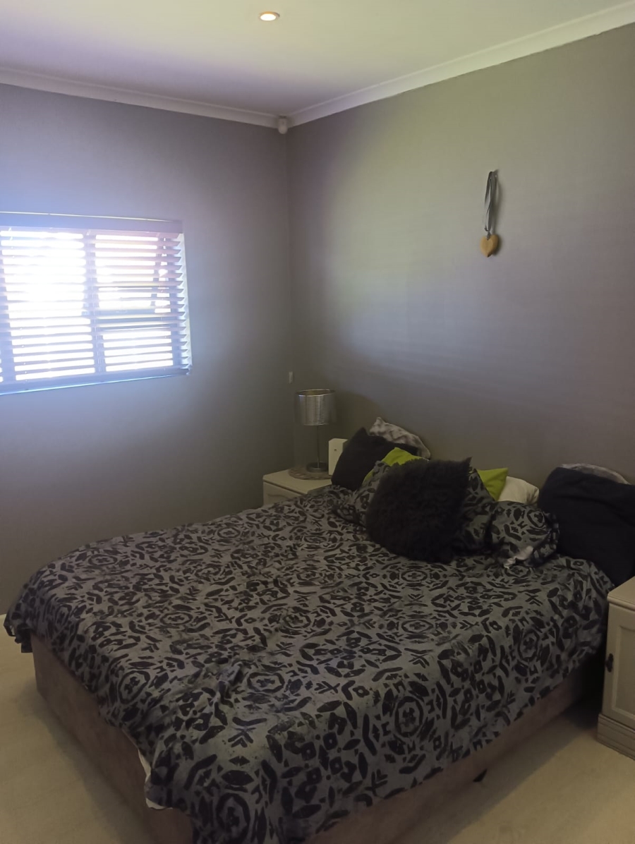 3 Bedroom Property for Sale in Pinelands Eastern Cape